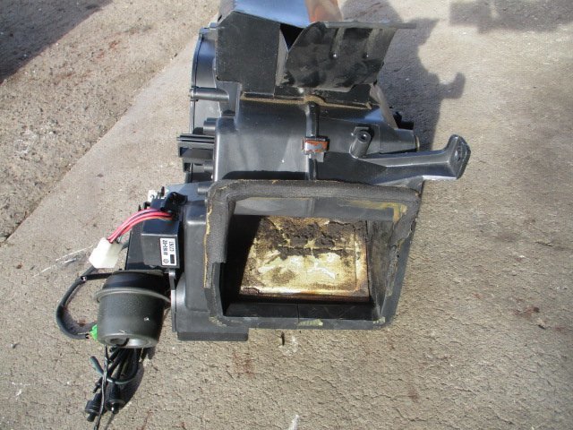 (0165)H252 プレジデント エアコンユニット クーラーエバポレーター_5