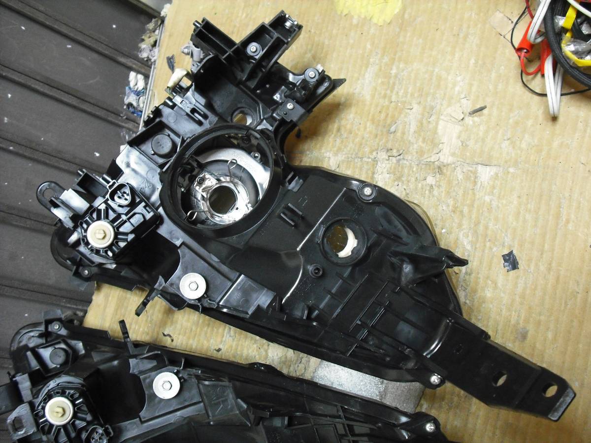 日産 フェアレディZ Z34 純正 HID ヘッドライト 左右セット フェアレディZ Z34 左ライト HID/キセノン 純正 211111