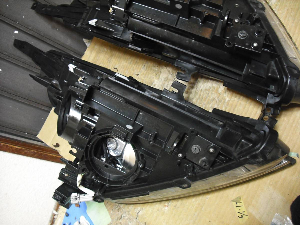フェアレディZ Z34 左ライト HID/キセノン 純正 211111 ―― 【公式通販】