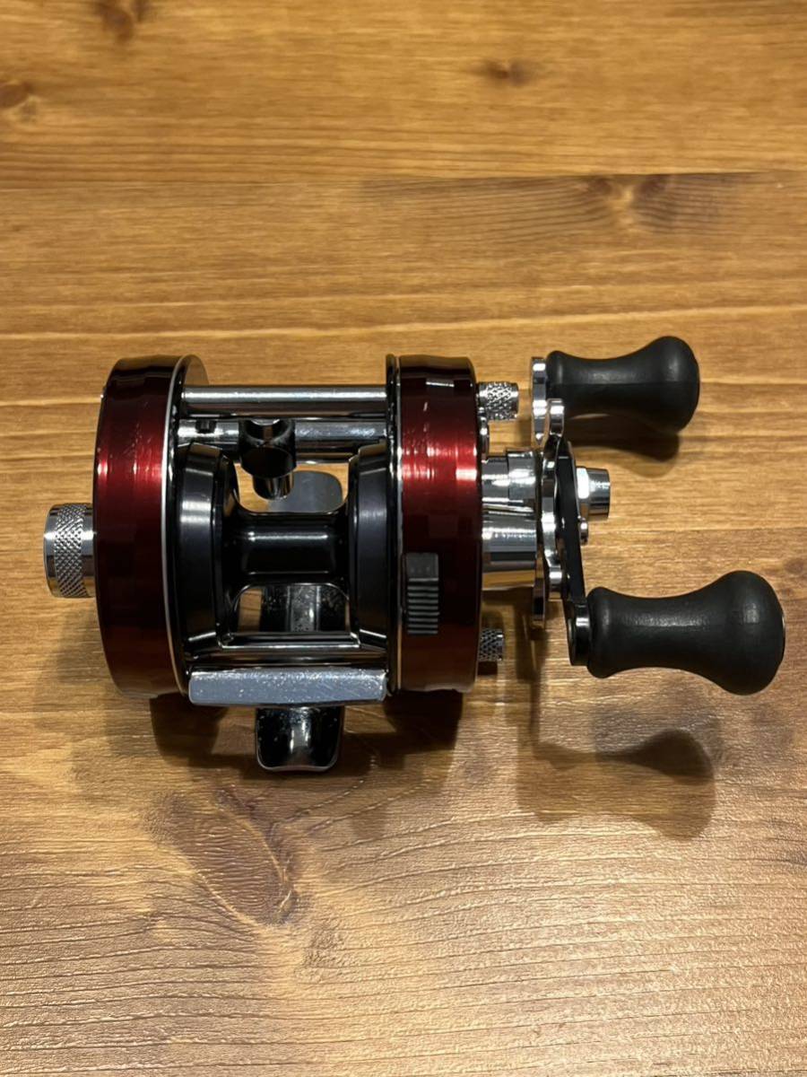 Ambassadeur 1500C バーガンディ アブ アンバサダー ワインレッド Abu 渓流 ルアー トラウト 釣り