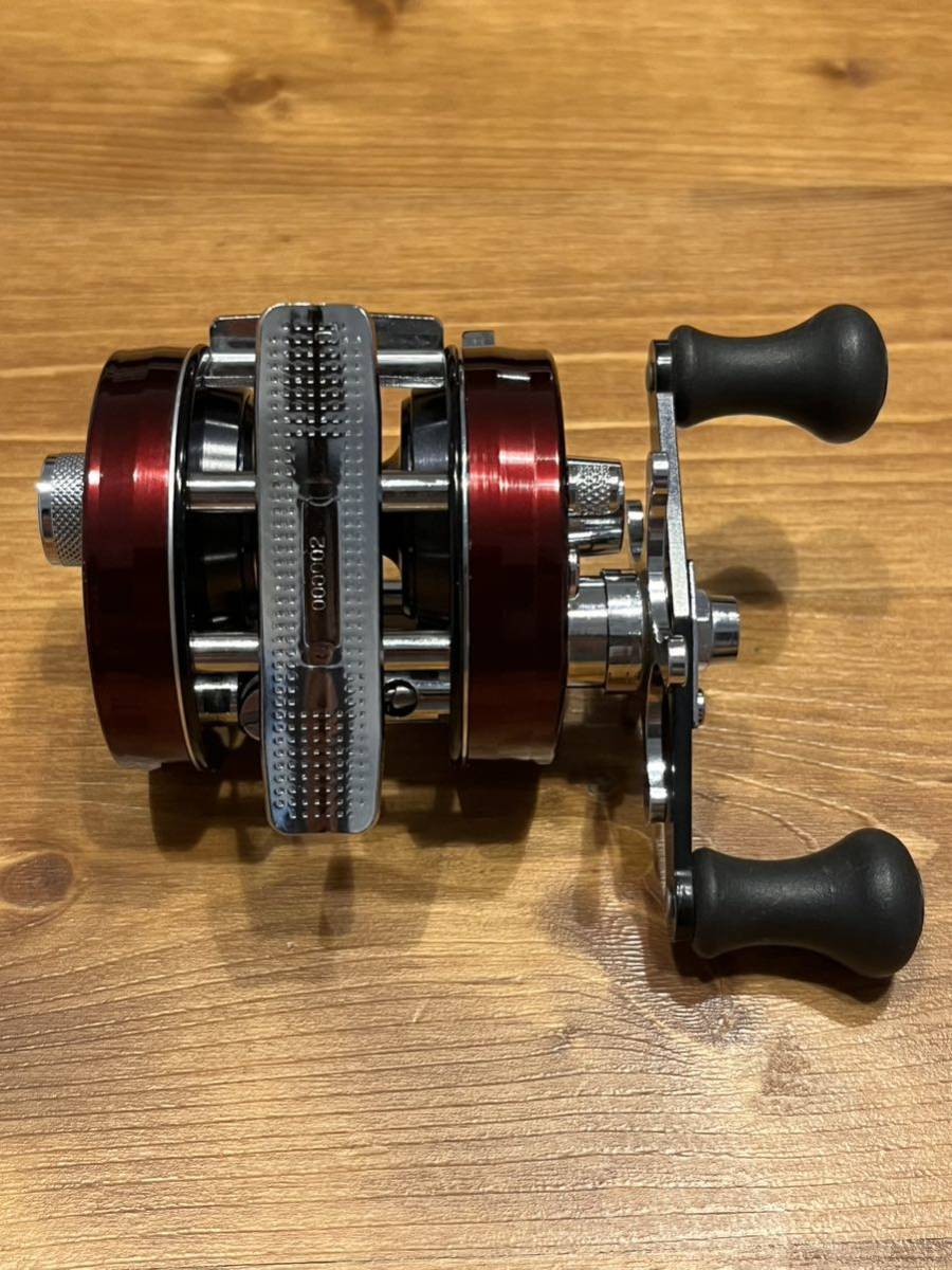 Ambassadeur 1500C バーガンディ アブ アンバサダー ワインレッド Abu 渓流 ルアー トラウト 釣り