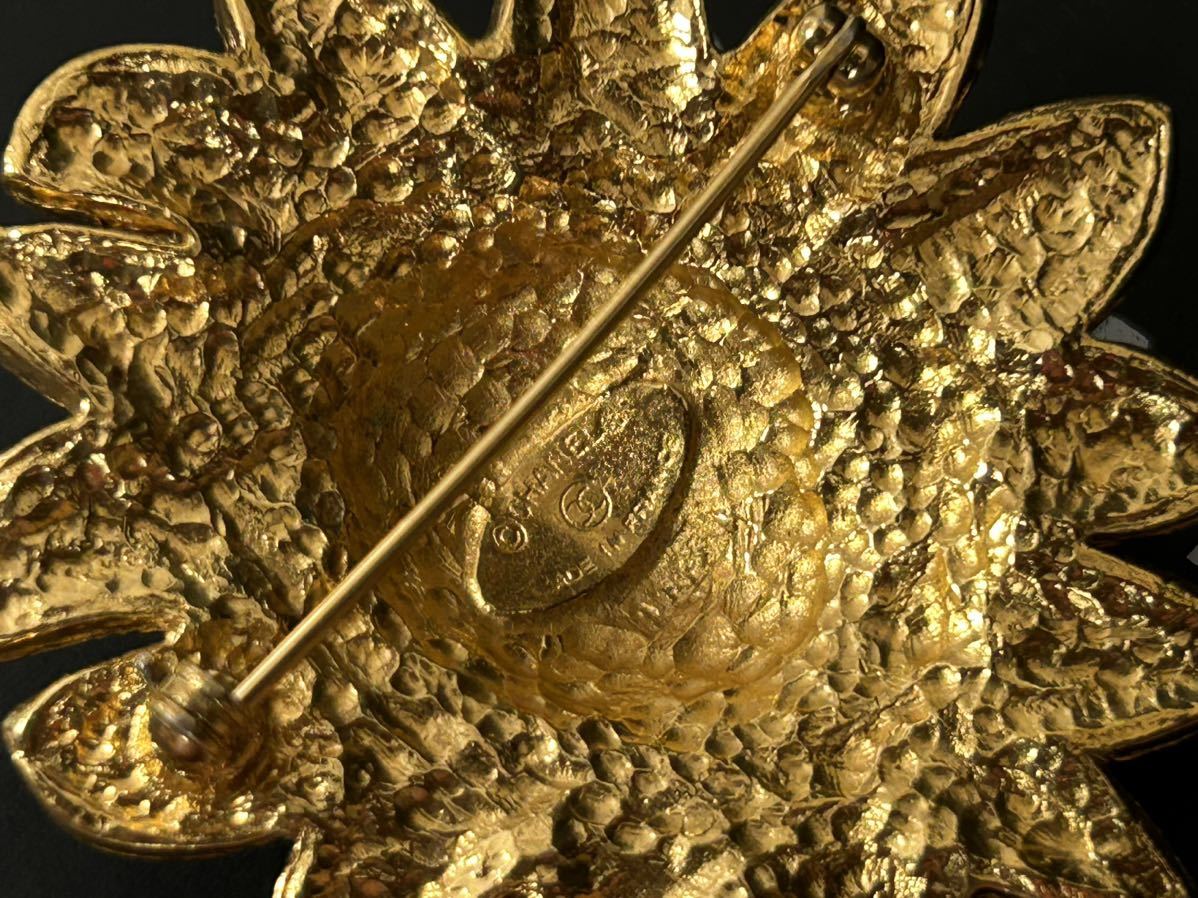 ヴィンテージ◇CHANEL シャネル ココマーク×ライオンブローチ GP