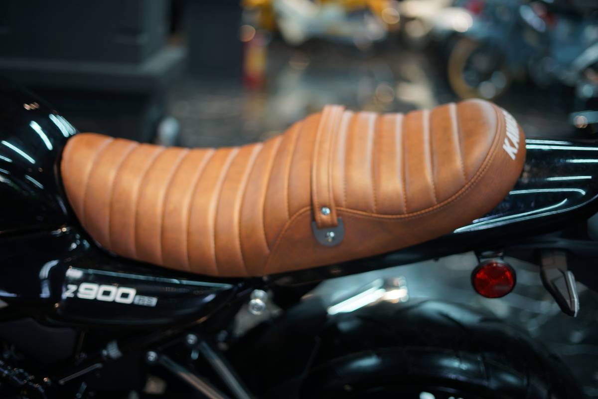 z900rs　シート　Javimotor　　TYPE 2　新品 z900rs シート（完成品、シート本体） Javimotor 茶色1 z900rs