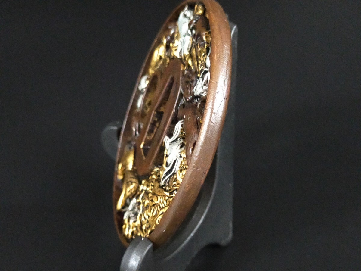 XG93 日本刀装具 刀鍔 龍の図 銅地 細工 絵金銀 刀剣美術 武道具 XG93