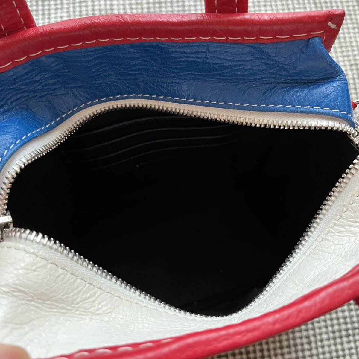 BALENCIAGA バザールショッパー XS トートバッグ ストライプ BALENCIAGA バザールショッパー XS トートバッグ ストライプ