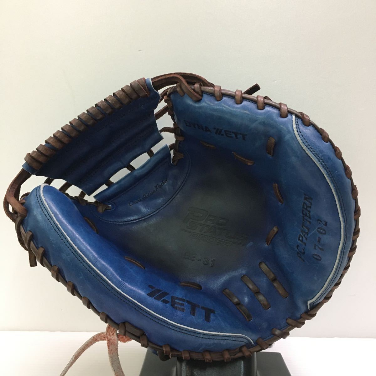 ZETT バッティンググローブ　引退した藤井彰人選手使用 G-7190 東北楽天ゴールデンイーグルス時代 藤井彰人さん ゼット ZETT