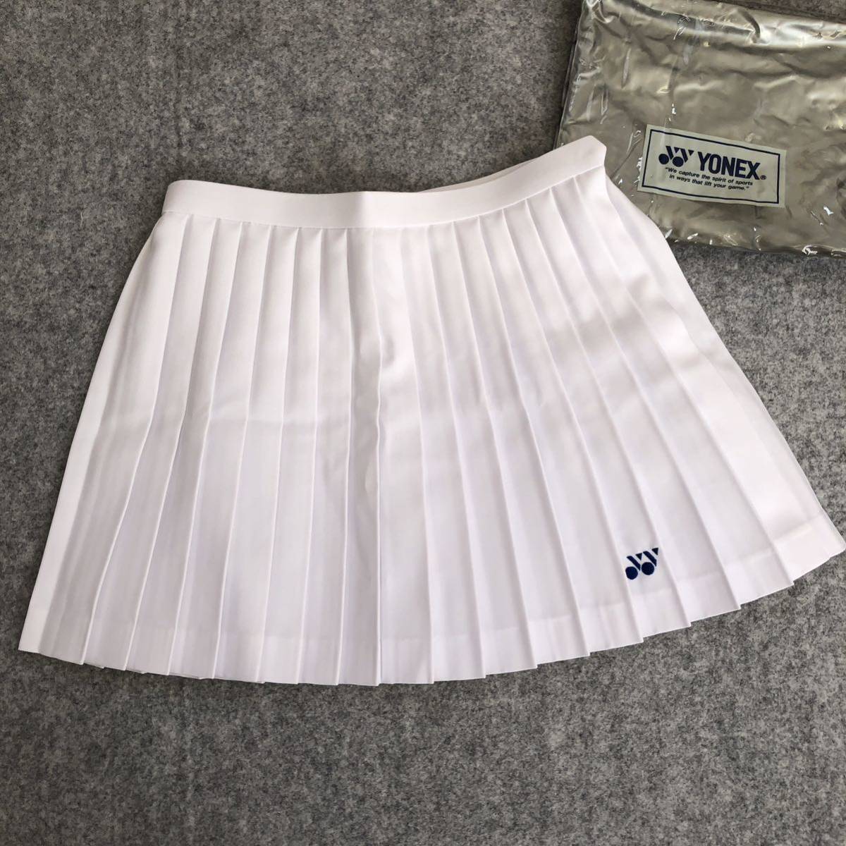 未使用品 YONEX ヨネックス ウエスト70 プリーツスコート 昭和レトロ