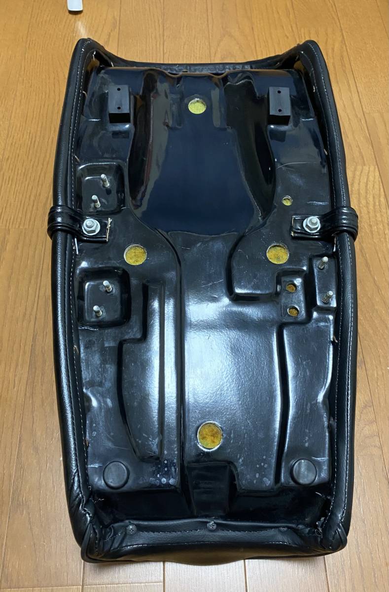 当時 GS400 初期柄 バナナシート GSX400Eザリゴキ GSX400F GT380 当時 GS400 初期柄 バナナシート GSX400Eザリゴキ GSX400F GT380
