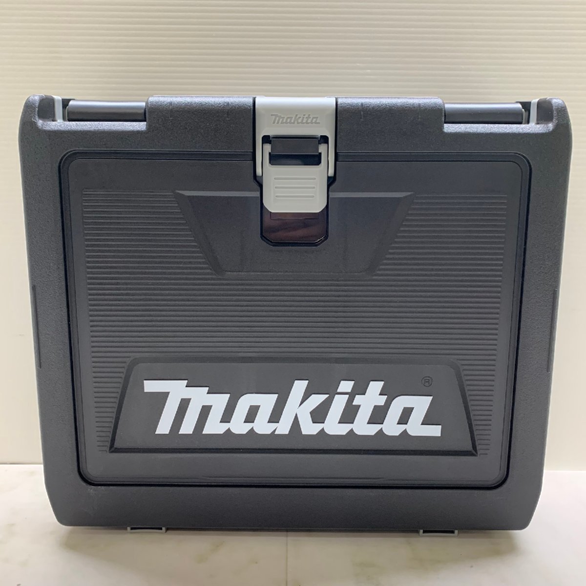 MIN【未使用品】 MSMK makita マキタ 充電式インパクトドライバ TD173DRGX 18V パープル 紫 電動工具 〈102-230901-MT-12-MIN〉
