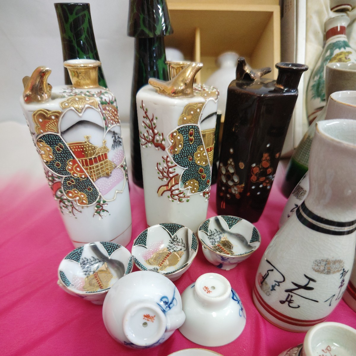 骨董品　九谷焼　徳利 九谷焼 酒器 まとめ売り 九谷 陶秀 美泉 特選 清水焼 ぐい呑 木箱 欠け