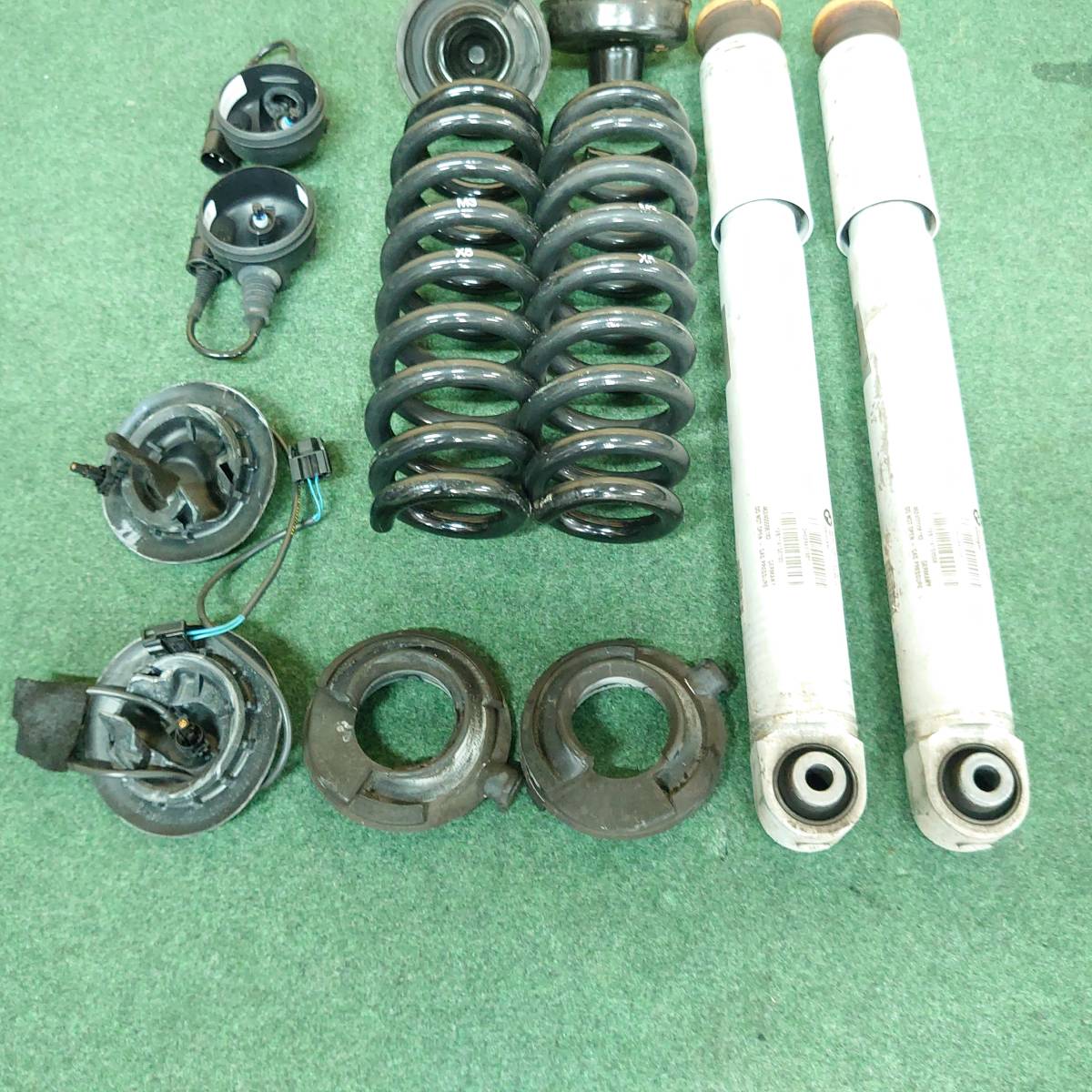 B328】BMW純正 3シリーズ E92 M3 クーペ 純正サスペンションキット  