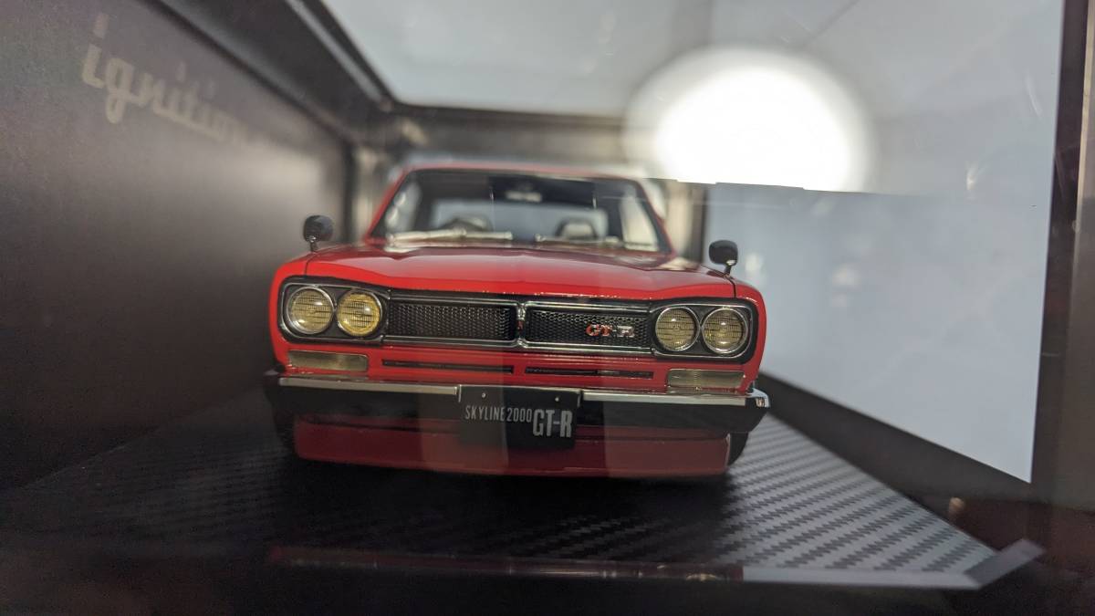 中古・美品】1/18スケール ignition model Nissan Skyline 2000 GT-R