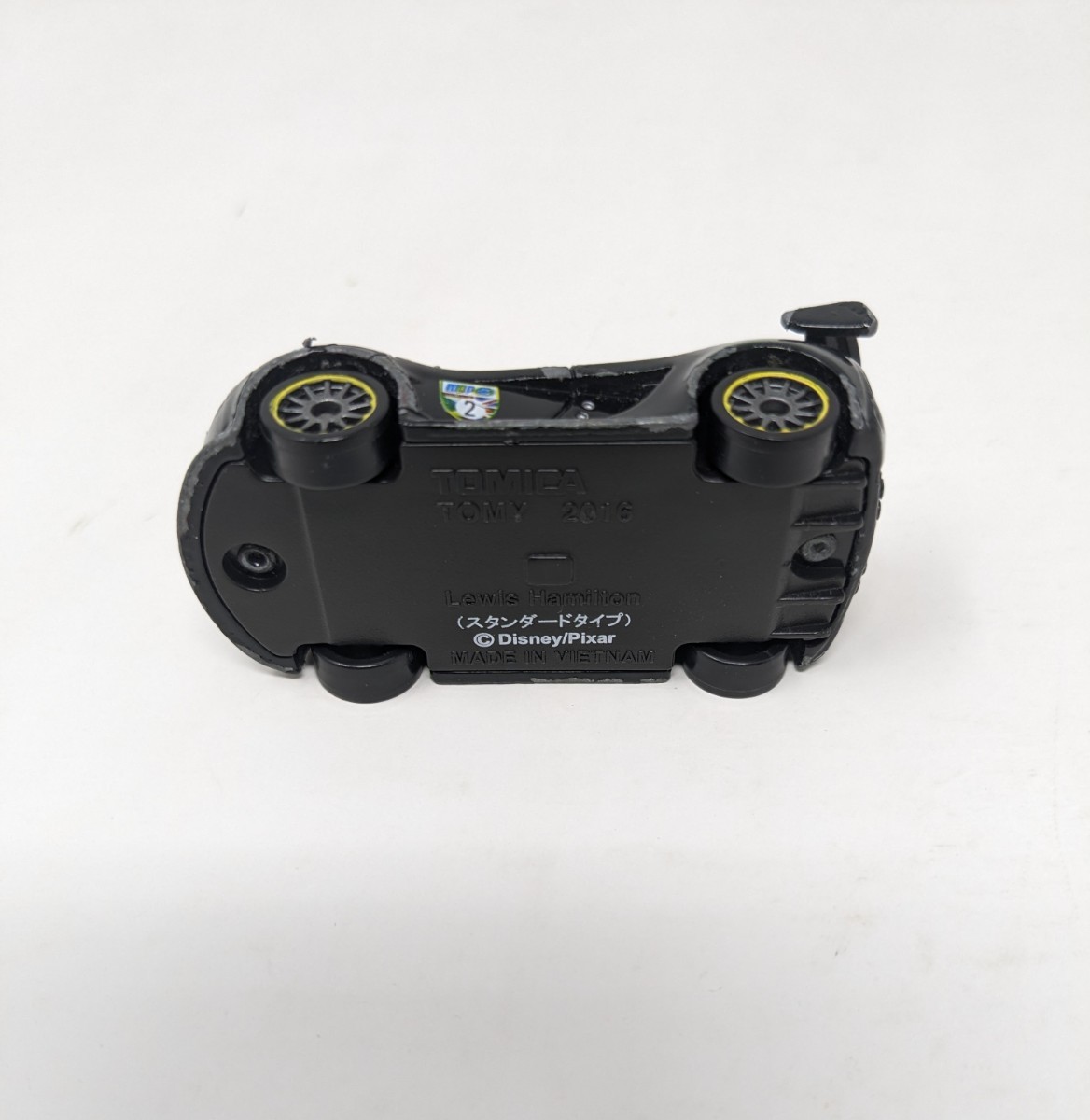 廃盤品】カーズ トミカ C-26 ルイス・ハミルトン スタンダードタイプ