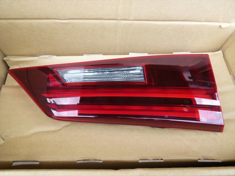 レクサス NX250/NX350h/NX450h 右ヘッドライト 3眼LED 純正 KOITO 78-58