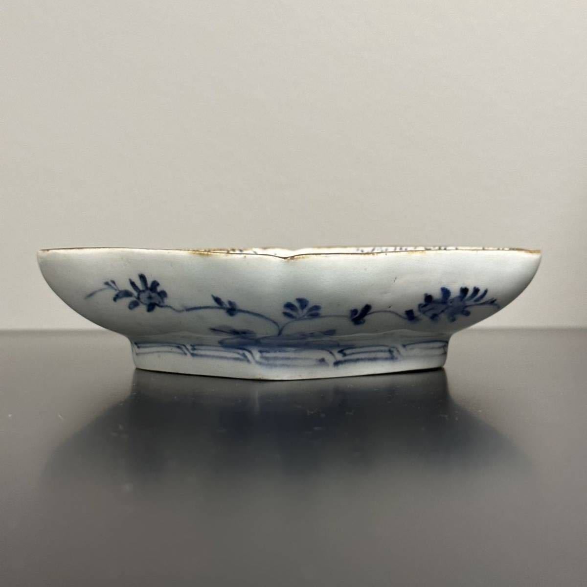 古伊万里 隅入菱形皿 元禄型紙摺 七宝文と蕪の図 検 印判 型紙摺 染付