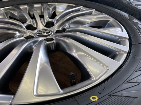 トヨタ 80 ハリアー Z 純正 19X7J+35 114.3-5H TOYO 225/55R19(225/55