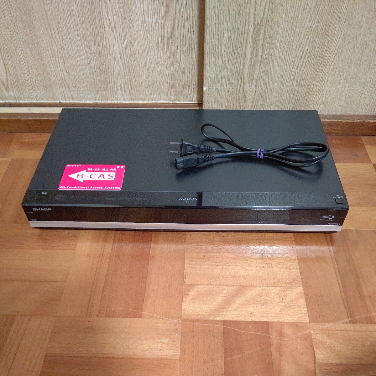 AQUOS BD-W1700ブルーレイレコーダー リモコン付き bd
