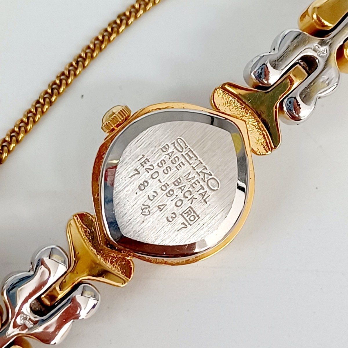 電池交換済 SEIKO セイコー クォーツ 美品 1E20-5910 金銀コンビ 電池