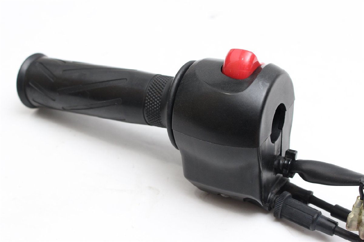 MT-01 2007年◇ハンドルスイッチ右 スロットル◇JYARP121000009 【公式 MT-01 2007年◇ハンドルスイッチ右 スロットル◇JYARP121000009 【公式
