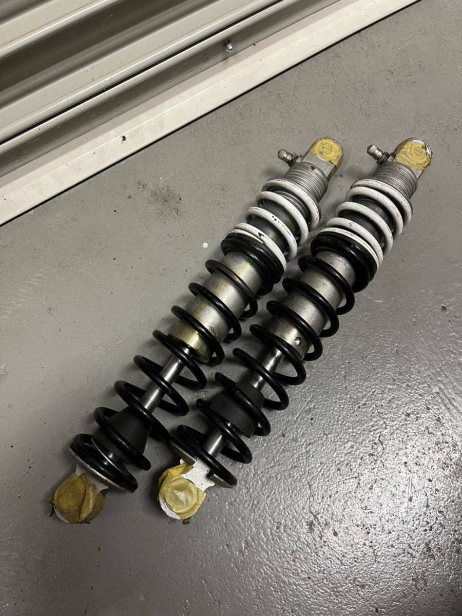 トライアンフ リアサスペンション ワークスパフォーマンス 2 ワークス
