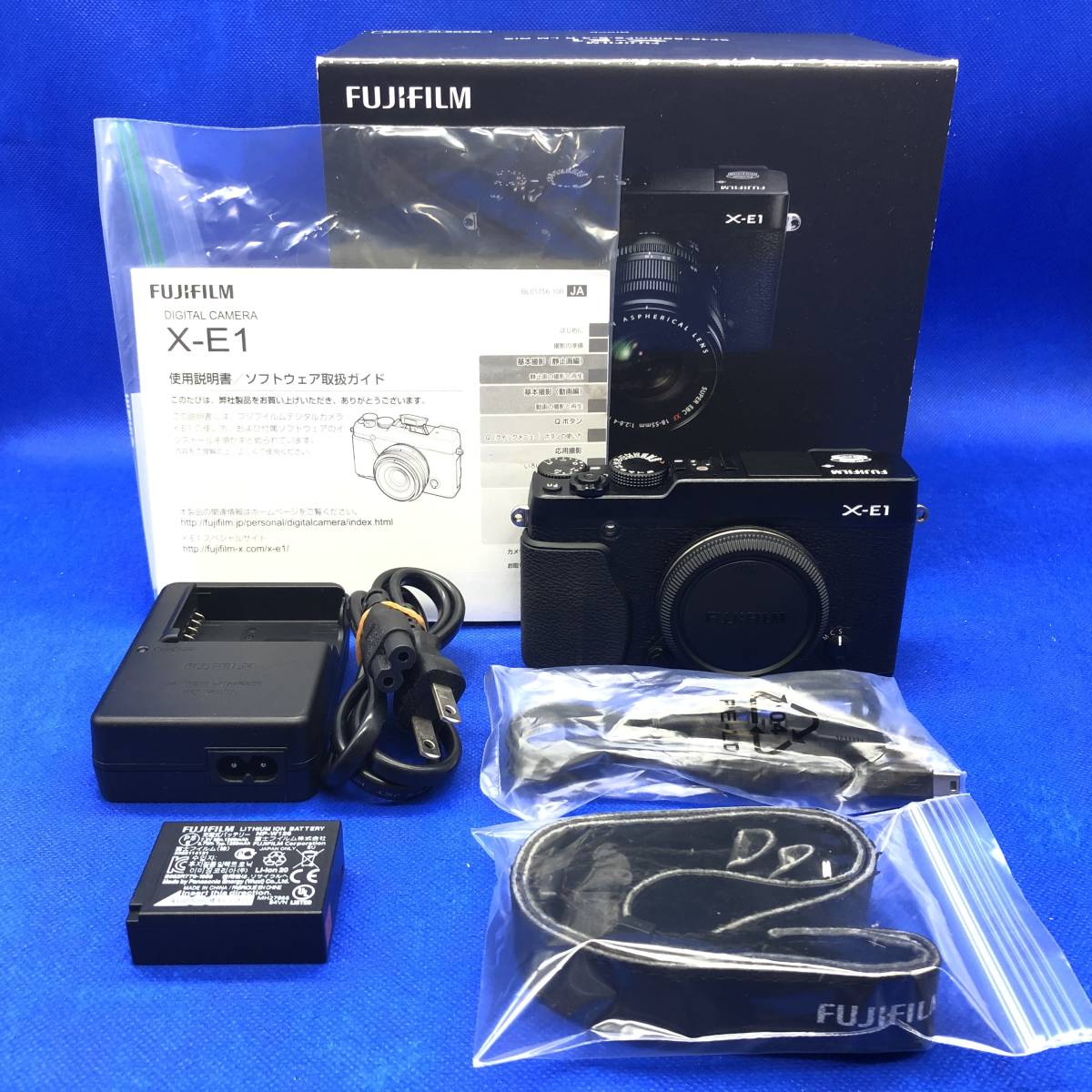 FUJIFILM フジフイルム　X-E1　ボディ