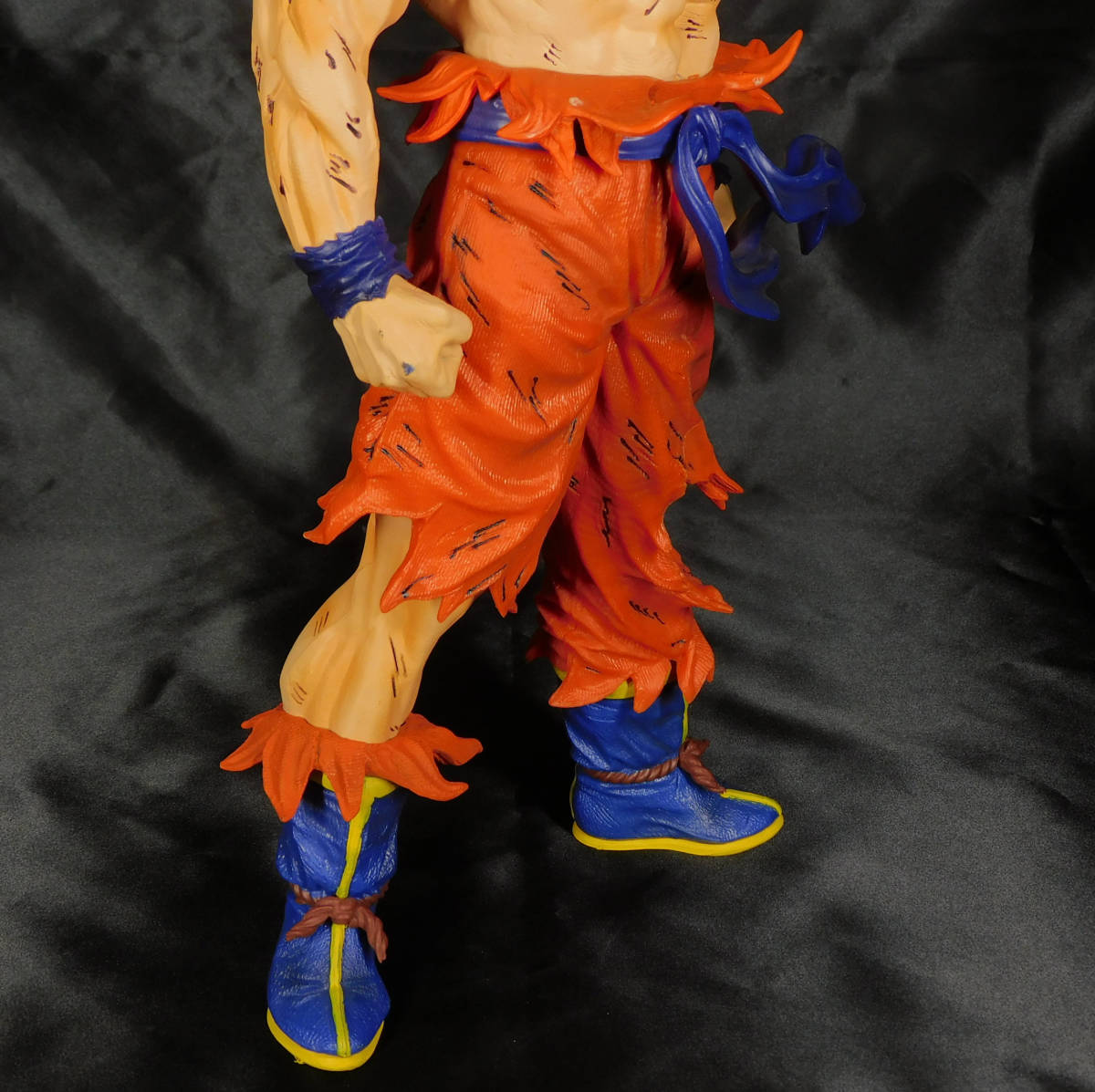 ドラゴンボールZ」より「超サイヤ人孫悟空」超ビッグサイズソフビが2次