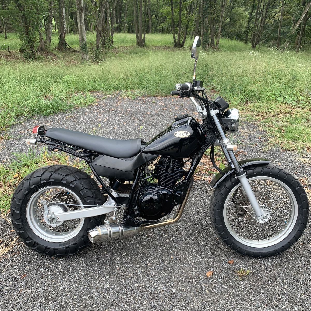 ☆1,000円スタート☆売り切ります☆美品車両 YAMAHA TW200 タンク内  