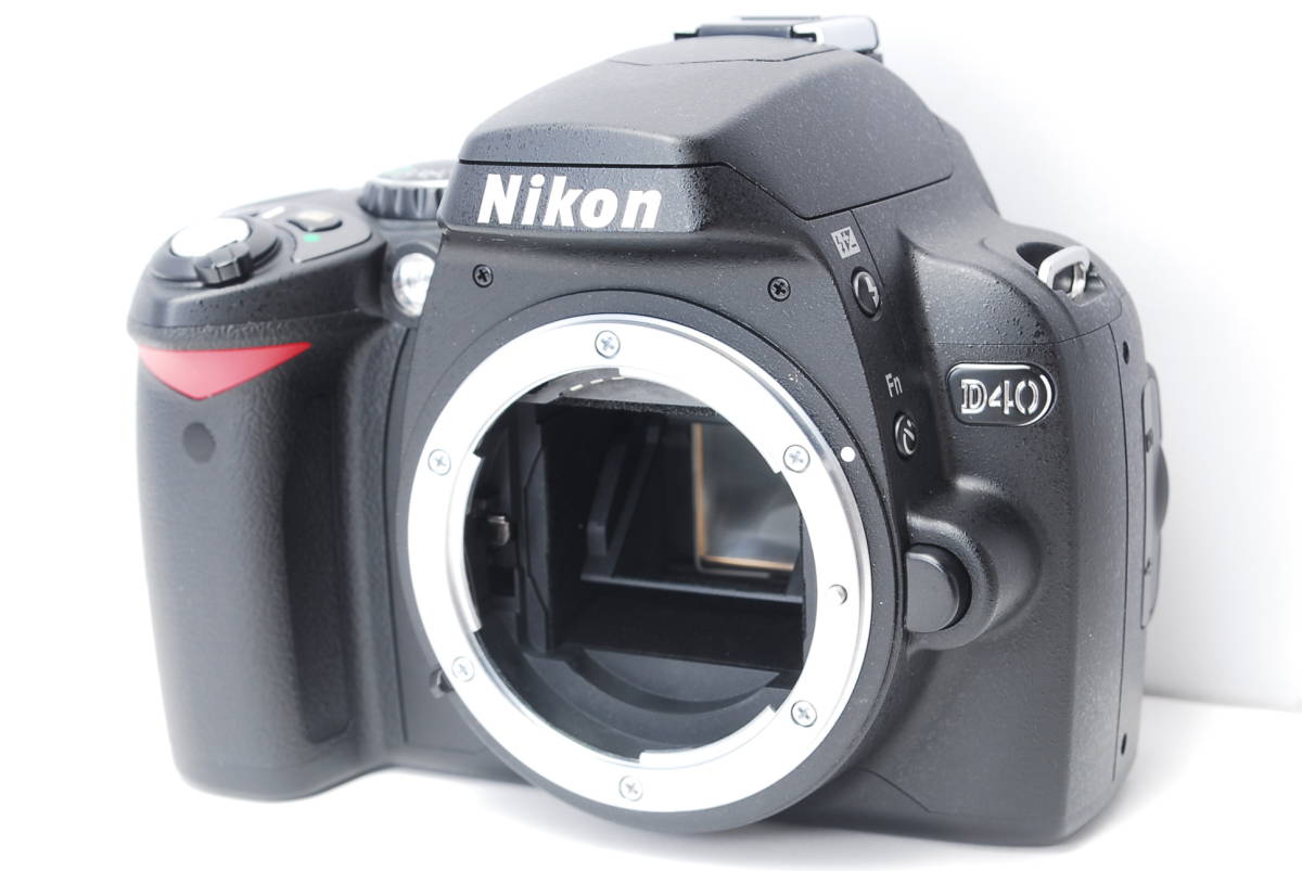Nikon D7100 シャッター極少2919回 ダブルレンズセット 完動品 Nikon
