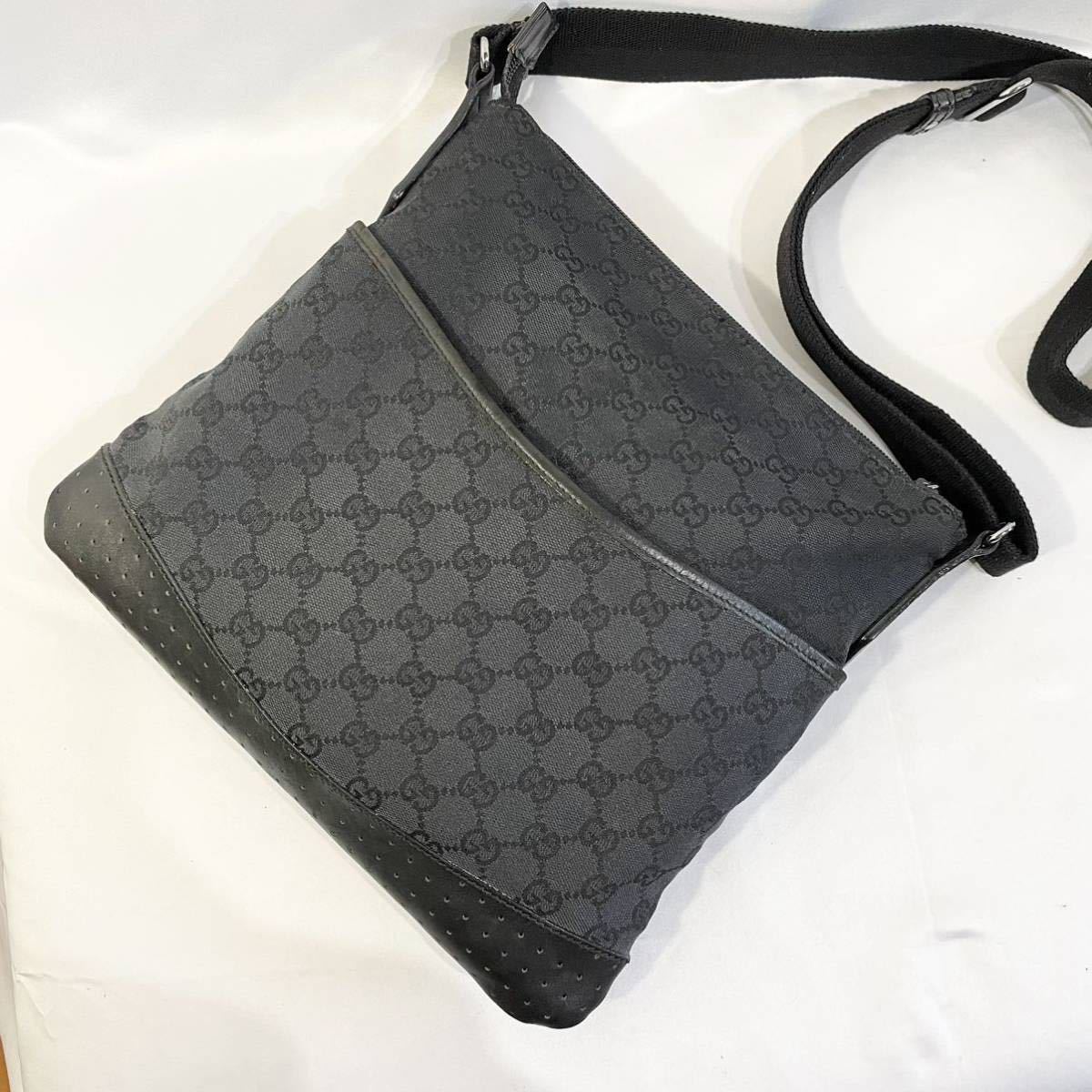 GUCCI - グッチ ショルダーバッグ サコッシュ GGキャンバス×レザーの