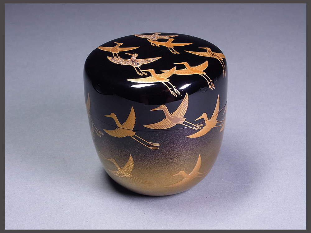 岡本陽斎 千羽鶴蒔絵 溜中棗 共箱有 輪島塗 岡本陽斎 千羽鶴蒔絵 溜中棗 共箱有 輪島塗 【公式通販】