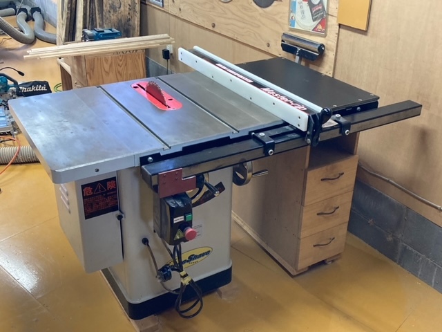 10"(256mm)ヘビーデューティ・テーブルソー　スポークシェーブ中古品　お引き取りでお願いします。