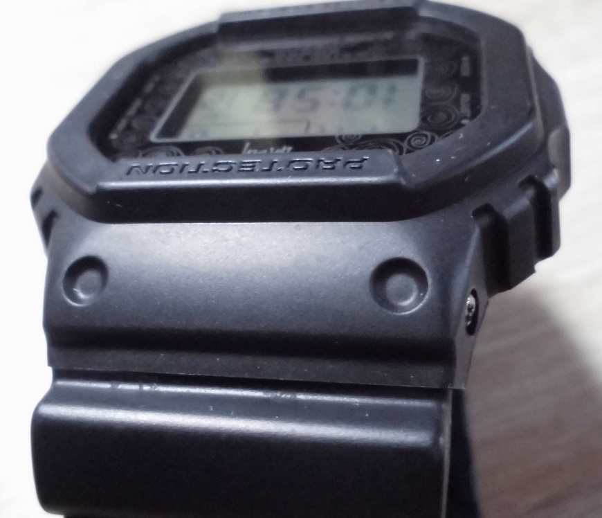 送料３００円～！カシオ Gショック DW-5000ST ステューシー 25周年記念限定 スクリューバック 初代復刻 CASIO G-SHOCK STUSSY 