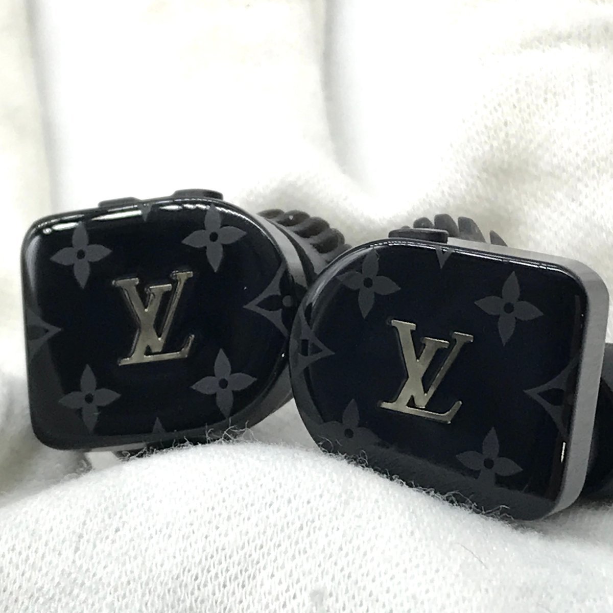 LOUIS VUITTON ルイヴィトン モノグラム ワイヤレス イヤホン