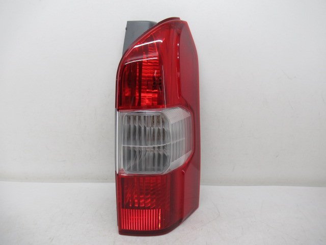 《即決あり》 プロボックス サクシード NSP160V NCP160V 純正 右 テールライト 【 ICHIKOH 52-280 】 (M087738) プロボックス サクシード NCP160V 160系 ncp160v トヨタ純正