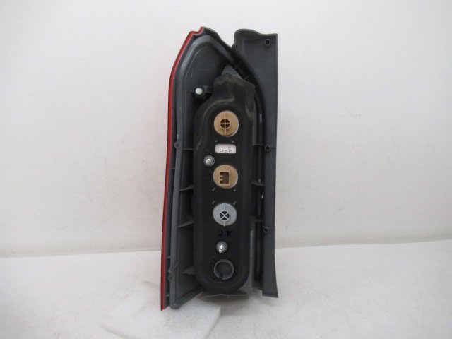《即決あり》 プロボックス サクシード NSP160V NCP160V 純正 右 テールライト 【 ICHIKOH 52-280 】 (M087738) プロボックス サクシード NCP160V 160系 ncp160v トヨタ純正