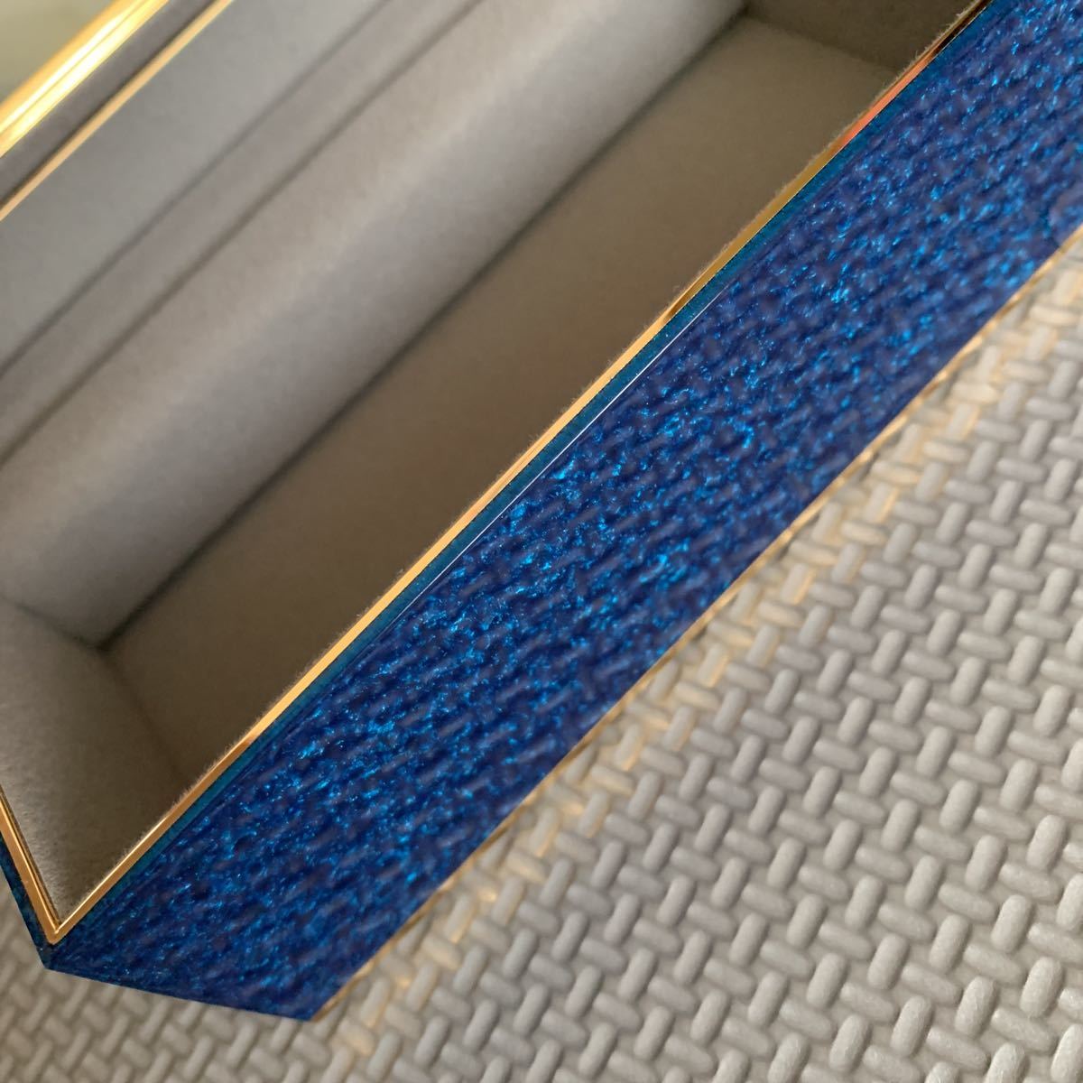 ミキモト インターナショナル クリスタルラッカーシリーズMIKIMOTO