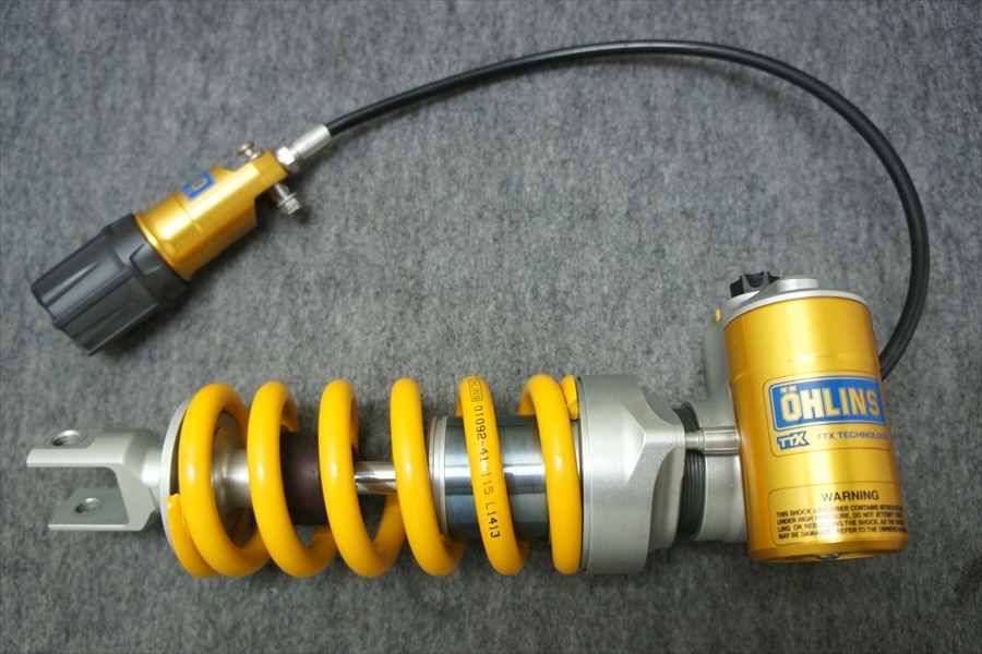 リ*カ様 オリンサス サスペンションキット オレンジ OHLINS