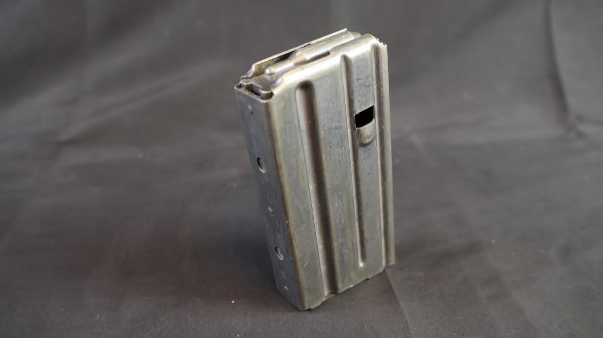 米軍M-16ライフル用20連マガジンAR-15アドベンチャーライン社製美