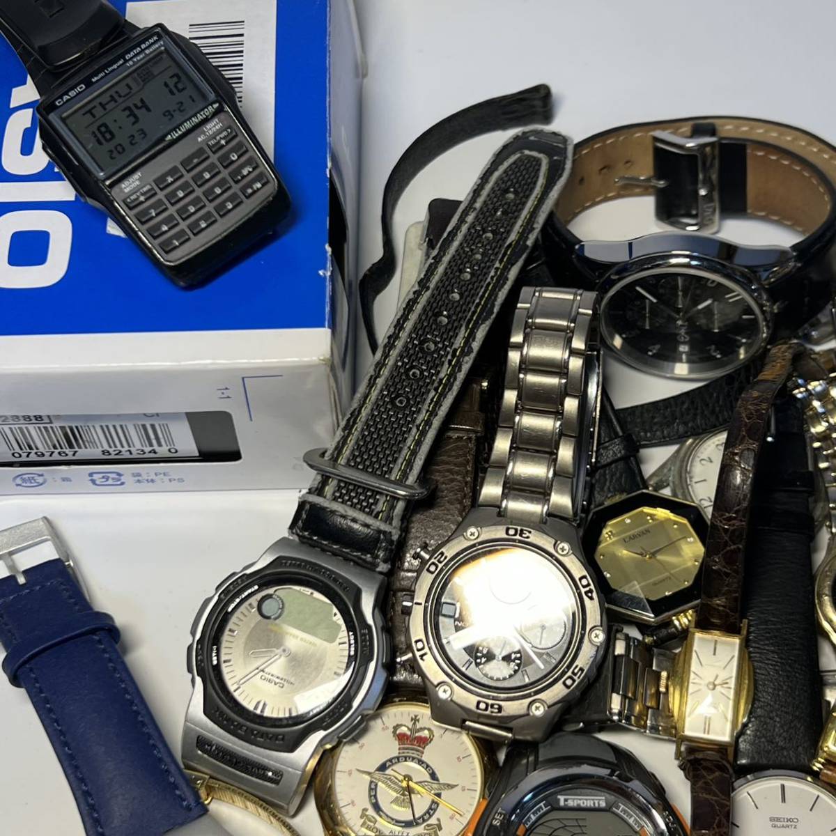 1円~【37点】手巻き QZ ソーラー 腕時計 まとめ売り CASIO swatch 