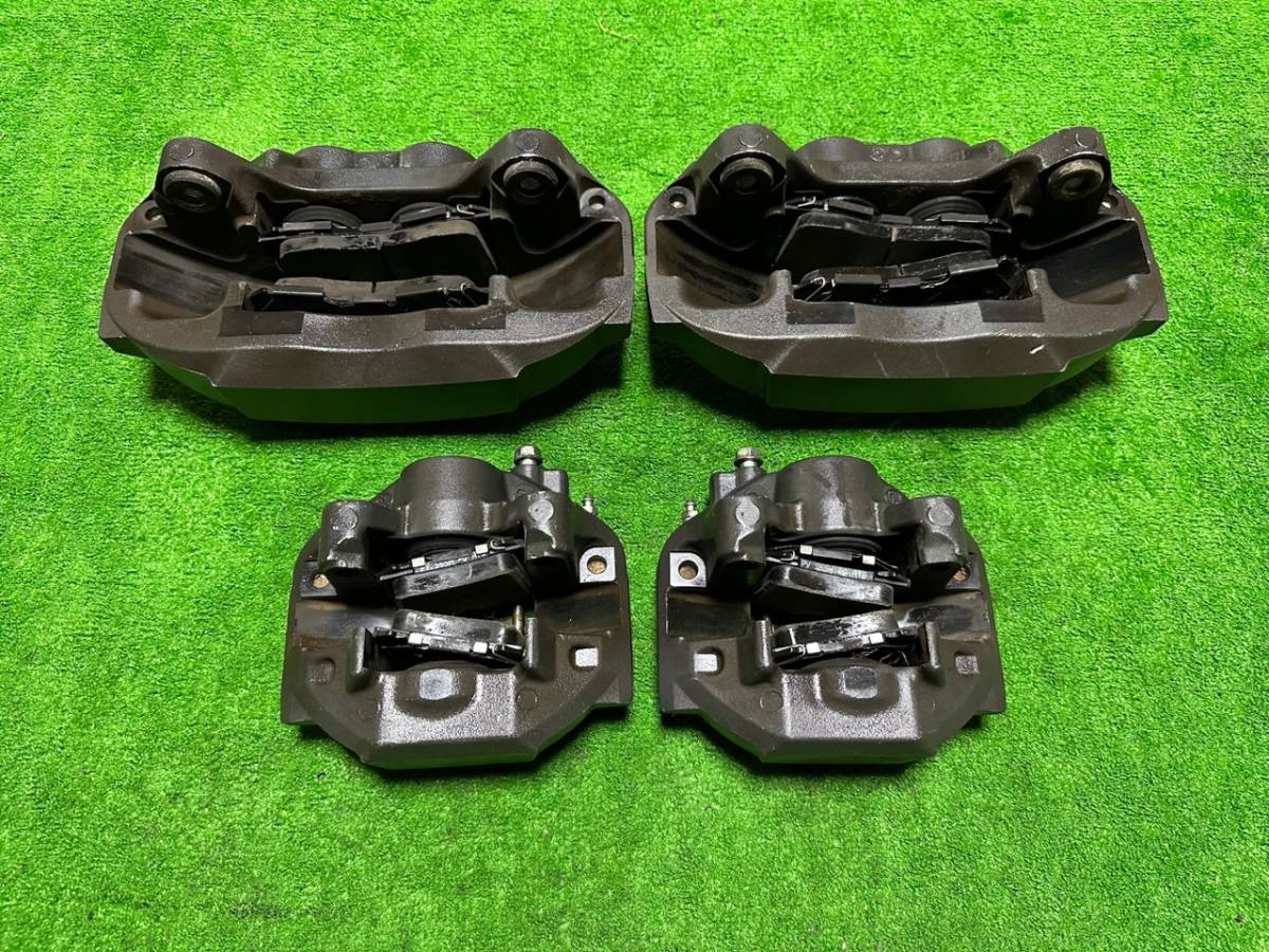 レクサス LS 460 600 純正キャリパーフロント左右セット　中古品 レクサス LS600h LS460 純正 ブレーキキャリパー 4点 中古品 UVF45