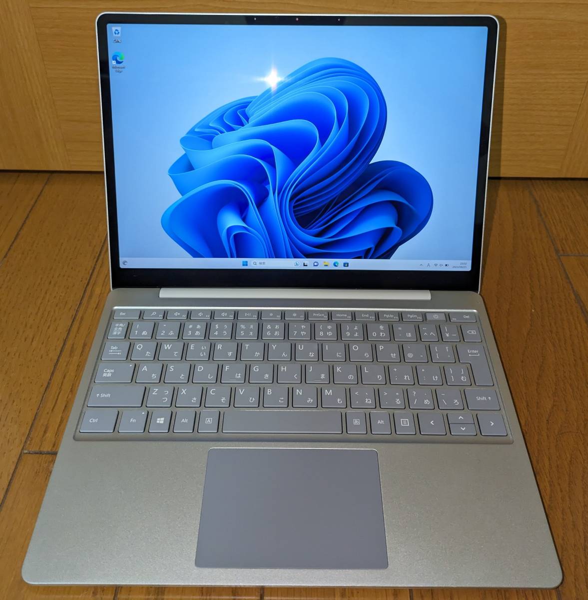 Microsoft Surface Laptop Go Model1943 Core i5-10356G1 8GB SSD 