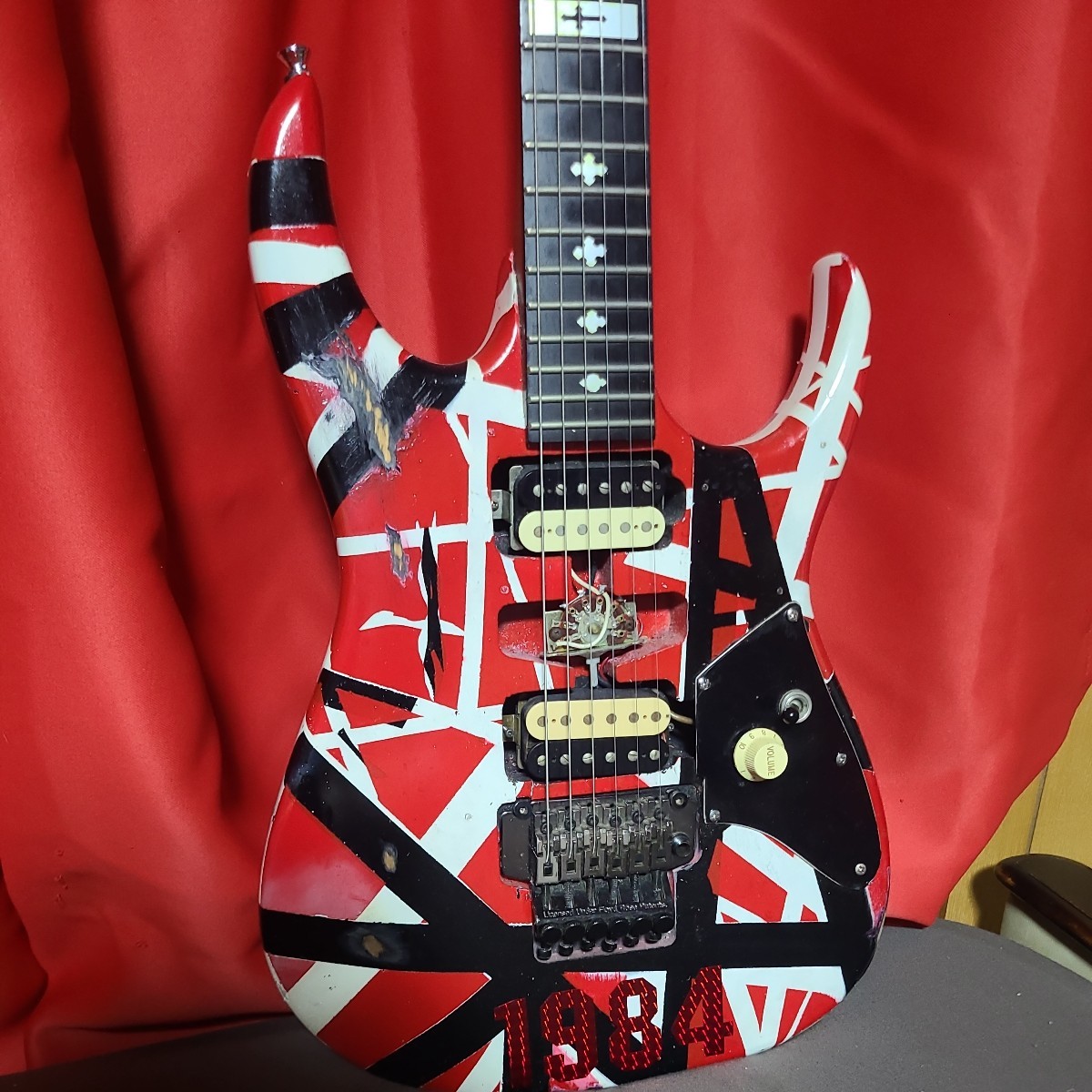 フランケンギター レリック加工 フランケンギター レリック加工 EVH