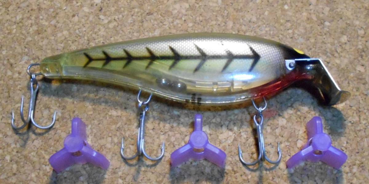 SAURUS ザウルス ヨルマル シャッド Yorumaru Shad ザウルス ヨルマル