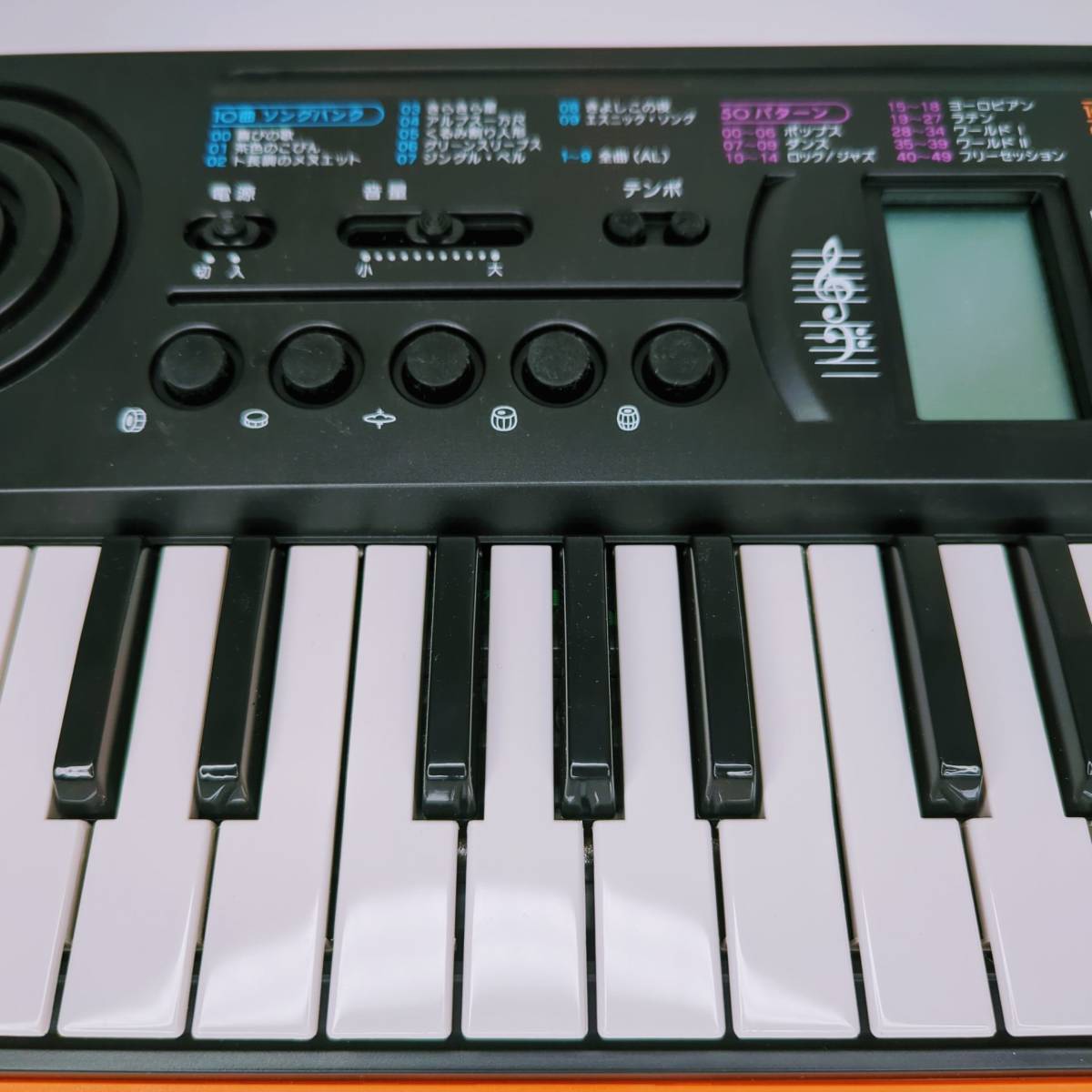 ○ミニキーボードSA-76 ○純正ヘッドホン ○純正ACアダプタ3点