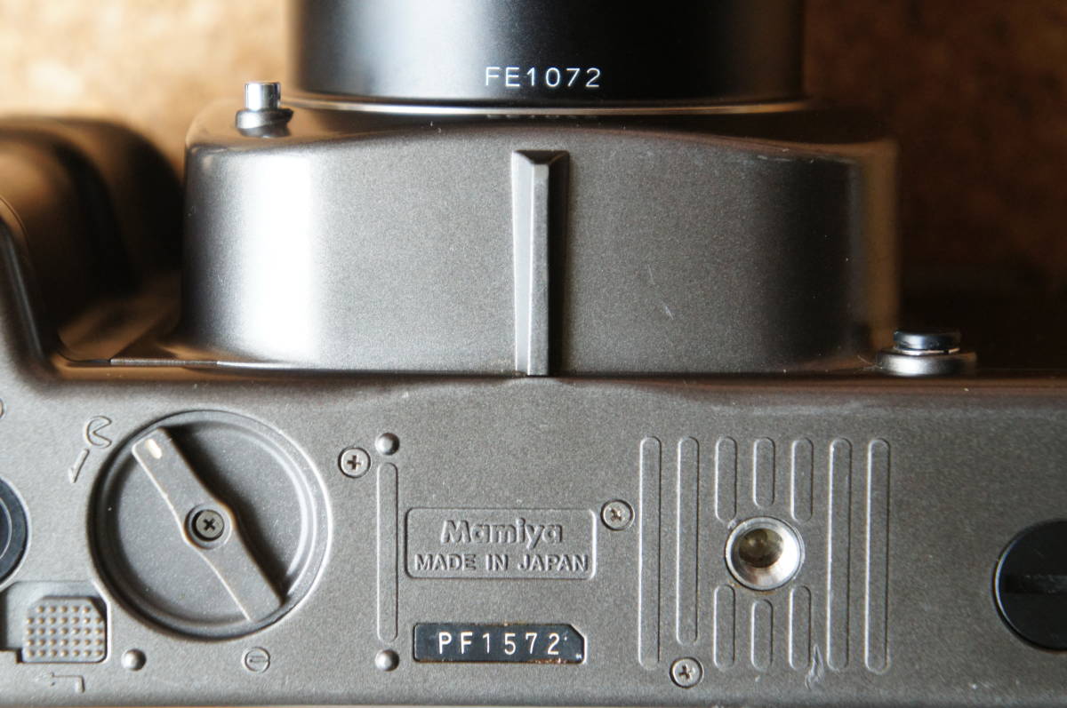 極上品 マミヤ Mamiya N 80mm F4 L用 フード Mamiya7 + N 80mm F4L + 専用フード