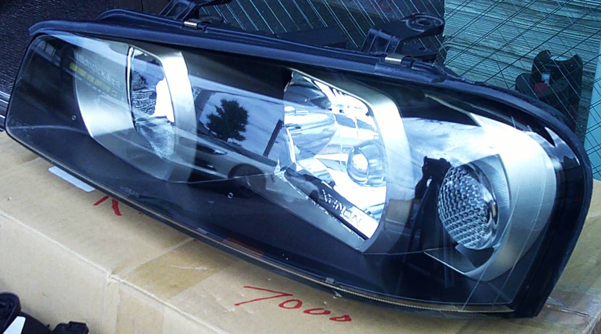 極上完全品 前期 R34、スカイライン、ER34、GTR34、HIDヘッドライト 
