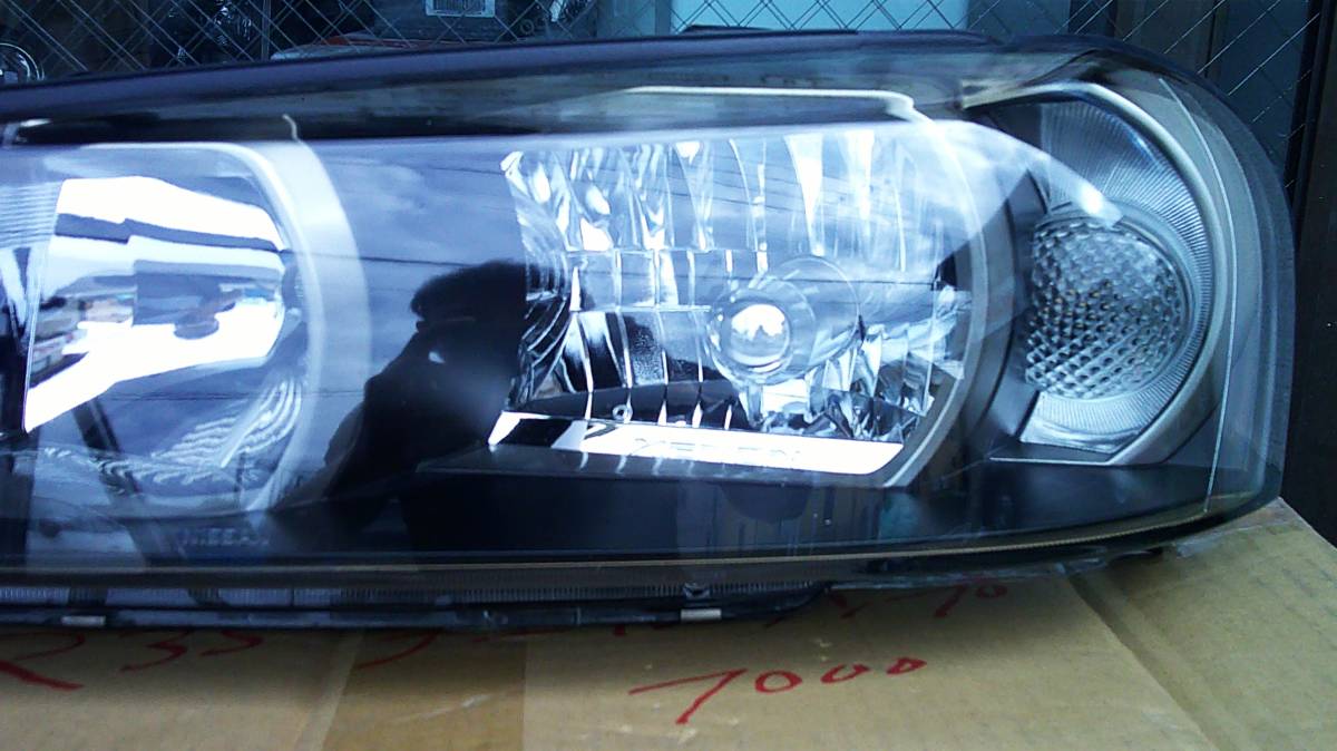 極上完全品 前期 R34、スカイライン、ER34、GTR34、HIDヘッドライト 