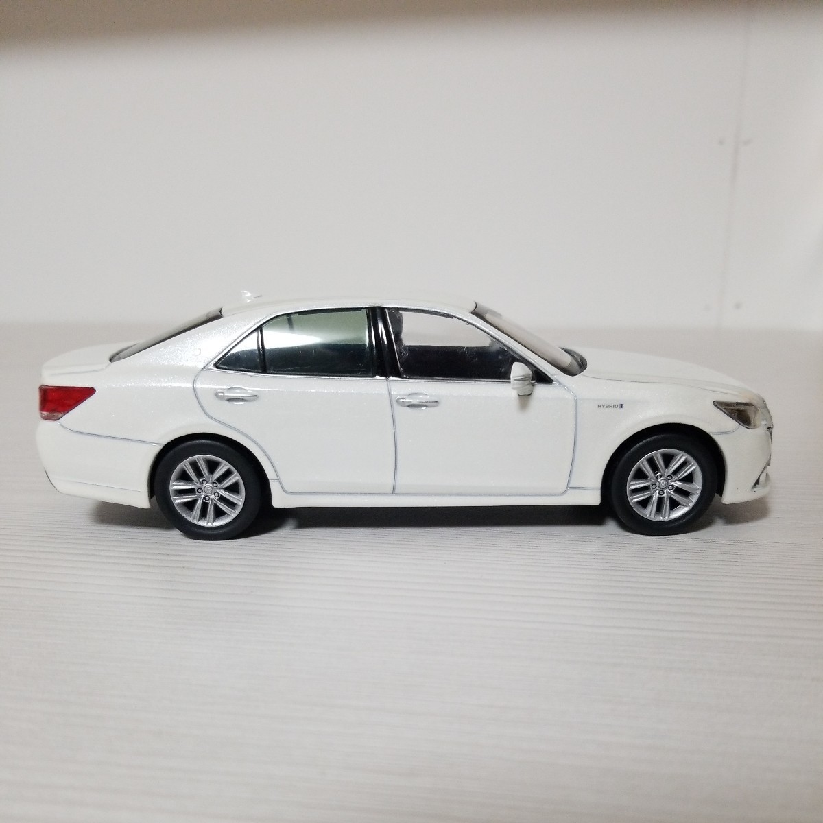 1/30 カラーサンプル トヨタ クラウン アスリート ホワイトパール