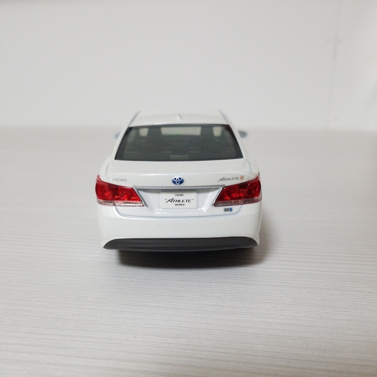 1/30 カラーサンプル トヨタ クラウン アスリート ホワイトパール