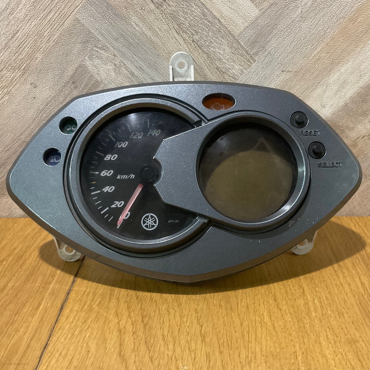 S39-27】ヤマハ シグナスX FI SE44J スピードメーター 53657km 液晶